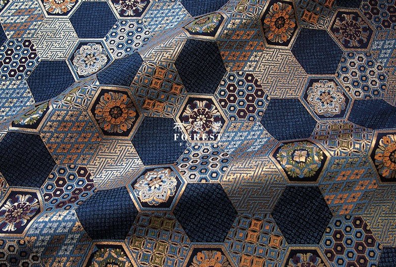 Gold Brocade - Geometric tortoise shell 龜甲 KINRAN fabric - FO:REST Fabric 布恩堂Liberty fabrictana lawnjapanese fabricykk zipper