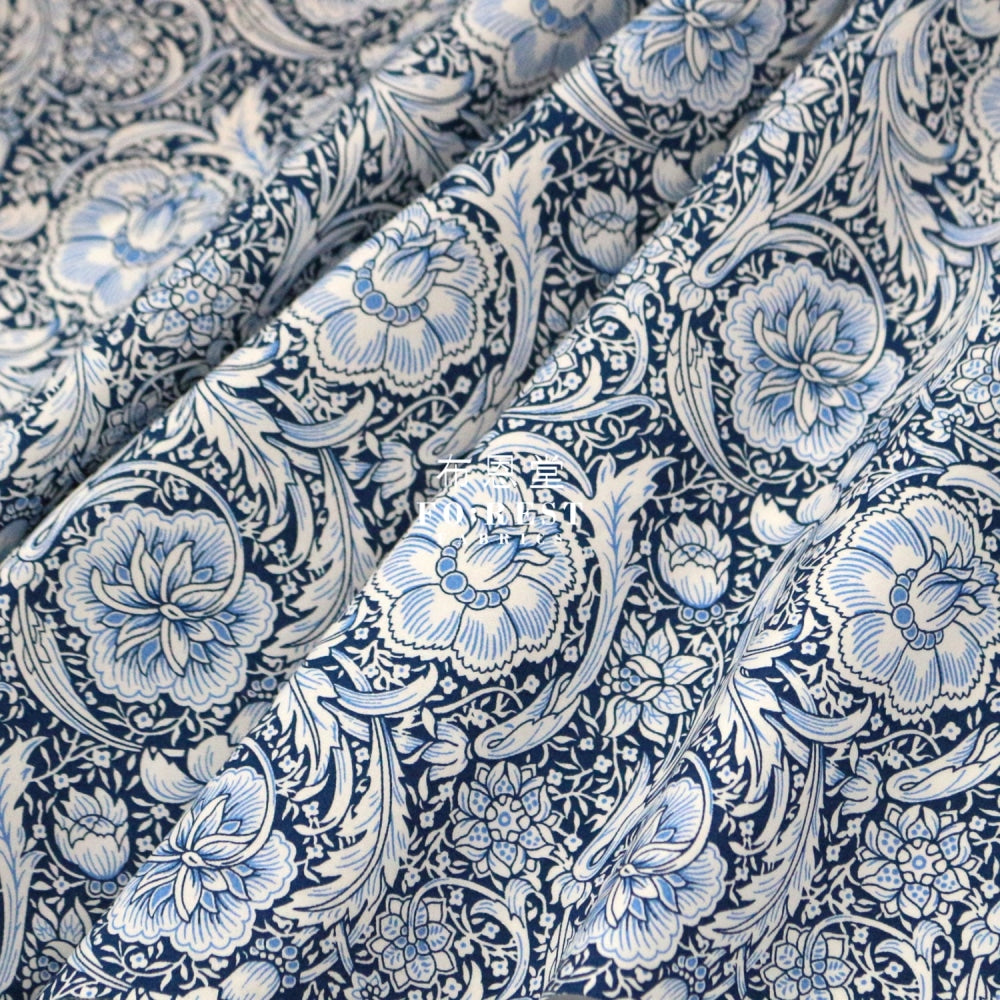 Liberty Of London (Cotton Poplin Fabric) - Finesse Hall Cotton Piccadilly
