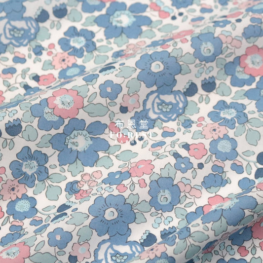 Liberty Of London (Cotton Tana Lawn Fabric) - Betsy Pastelblue Cotton