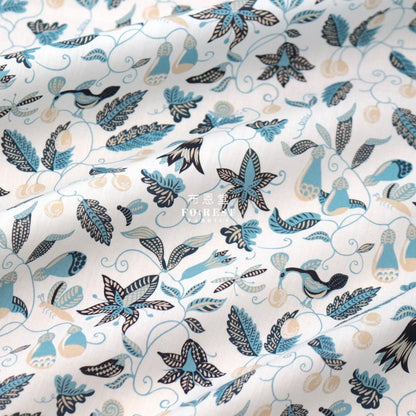 Liberty of London (Cotton Tana Lawn Fabric) - Jungle Bug WHITE - FO:REST Fabric 布恩堂Liberty fabrictana lawnjapanese fabricykk zipper