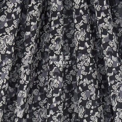 Liberty of London (Cotton Tana Lawn Fabric) - Top Hats - FO:REST Fabric 布恩堂Liberty fabrictana lawnjapanese fabricykk zipper