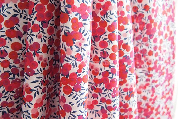 Liberty of London (Cotton Tana Lawn Fabric) - Wiltshire Berry Red - FO:REST Fabric 布恩堂Liberty fabrictana lawnjapanese fabricykk zipper