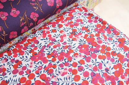 Liberty of London (Cotton Tana Lawn Fabric) - Wiltshire Berry Red - FO:REST Fabric 布恩堂Liberty fabrictana lawnjapanese fabricykk zipper