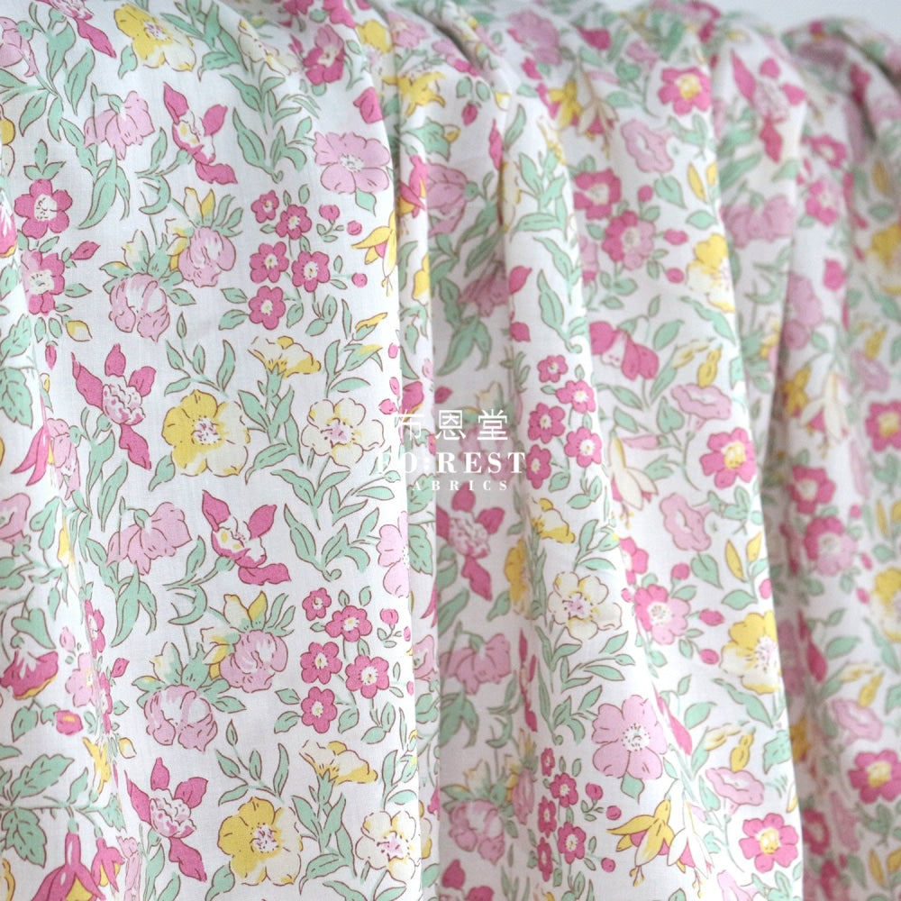 Liberty Of London (Organic Fabric) - Mamie Flowers Organic Cotton Tana Lawn