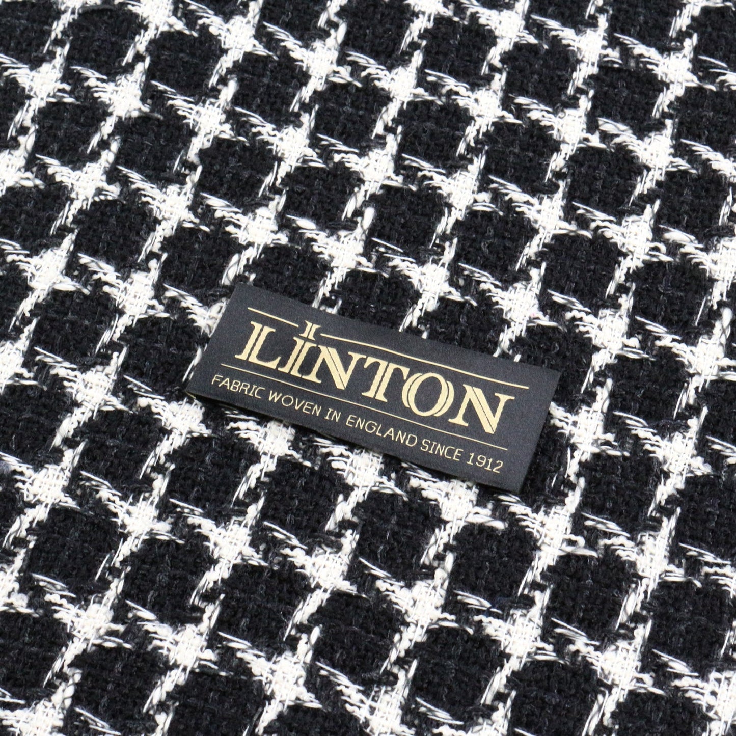 Linton Tweeds 0030 - FO:REST Fabric 布恩堂Liberty fabrictana lawnjapanese fabricykk zipper