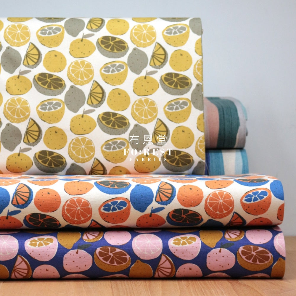 Oxford - Egg Press Fruit Fabric Blue