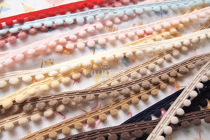 Pom Pom Trim 2 - 50cm - FO:REST Fabric 布恩堂Liberty fabrictana lawnjapanese fabricykk zipper