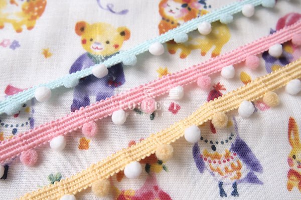 Pom Pom Trim - 50cm - FO:REST Fabric 布恩堂Liberty fabrictana lawnjapanese fabricykk zipper