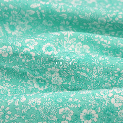 Quilting Liberty - Sunrise Emily Silhouette Flower Lt.green Lasenby Cotton
