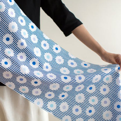 SOU SOU - 伊勢木綿 - 白菊 White Chrysanthemum (member) - FO:REST Fabric 布恩堂Liberty fabrictana lawnjapanese fabricykk zipper