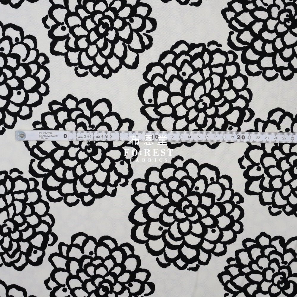 Twill - Peony fabric Black - FO:REST Fabric 布恩堂Liberty fabrictana lawnjapanese fabricykk zipper