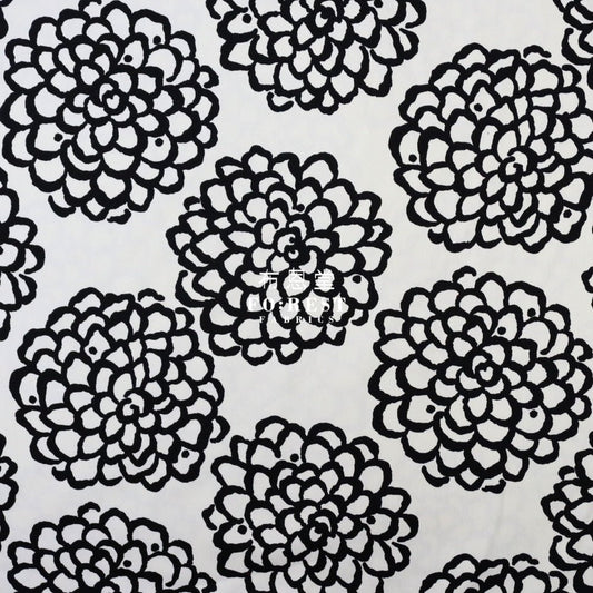 Twill - Peony fabric Black - FO:REST Fabric 布恩堂Liberty fabrictana lawnjapanese fabricykk zipper